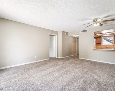 3823 S Maryland Parkway - Photo Thumbnail 7