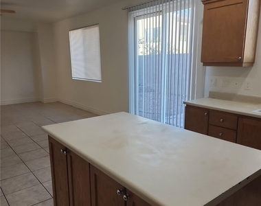 9662 Ziegler Avenue - Photo Thumbnail 17