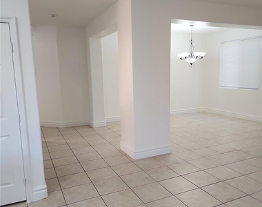 9662 Ziegler Avenue - Photo Thumbnail 1
