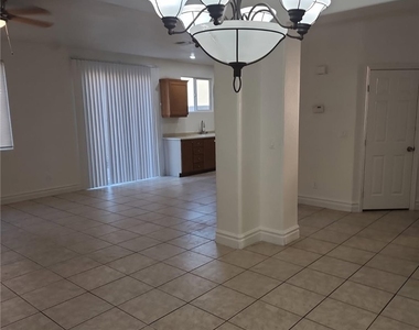 9662 Ziegler Avenue - Photo Thumbnail 3
