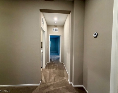 771 Estate Country Avenue - Photo Thumbnail 24