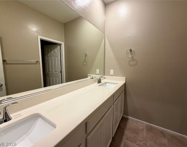 771 Estate Country Avenue - Photo Thumbnail 48
