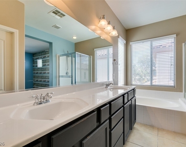 8365 Rygate Avenue - Photo Thumbnail 17