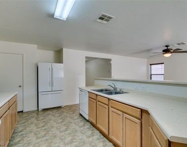 7533 Rivermeade Street - Photo Thumbnail 20