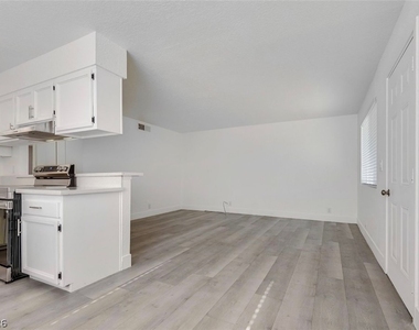 5336 Mancos Court - Photo Thumbnail 4