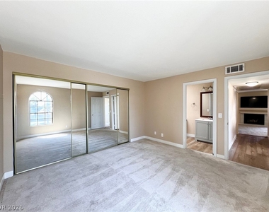 2982 Juniper Hills Boulevard - Photo Thumbnail 6