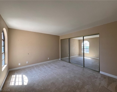 2982 Juniper Hills Boulevard - Photo Thumbnail 11