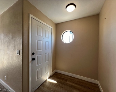 2982 Juniper Hills Boulevard - Photo Thumbnail 18