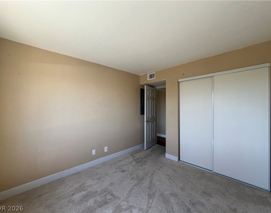 2982 Juniper Hills Boulevard - Photo Thumbnail 17