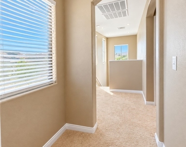 8432 Viansa Loma Avenue - Photo Thumbnail 7