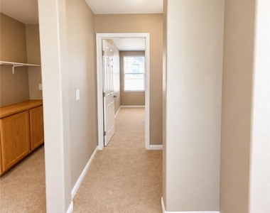 8432 Viansa Loma Avenue - Photo Thumbnail 8