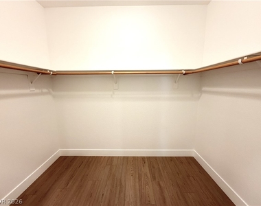 180 Flat Slate Avenue - Photo Thumbnail 24
