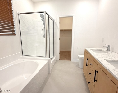 180 Flat Slate Avenue - Photo Thumbnail 22