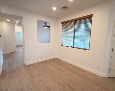 180 Flat Slate Avenue - Photo Thumbnail 10