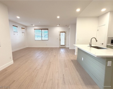 180 Flat Slate Avenue - Photo Thumbnail 19