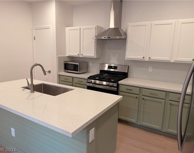 180 Flat Slate Avenue - Photo Thumbnail 9