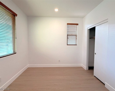 180 Flat Slate Avenue - Photo Thumbnail 16