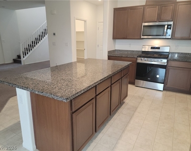 6088 Rose Springs Avenue - Photo Thumbnail 6