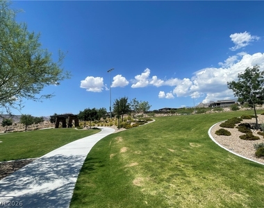 12524 Skylight View Street - Photo Thumbnail 13