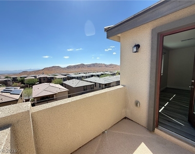 12524 Skylight View Street - Photo Thumbnail 6