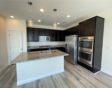 12524 Skylight View Street - Photo Thumbnail 2