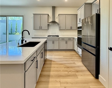 11837 Pied Harrier Avenue - Photo Thumbnail 9