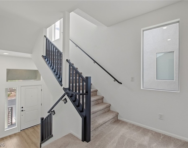 10027 Cooper Mountain Street - Photo Thumbnail 21