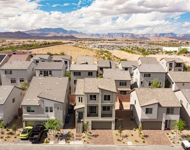 10027 Cooper Mountain Street - Photo Thumbnail 4