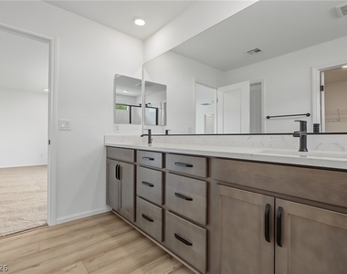 10027 Cooper Mountain Street - Photo Thumbnail 35
