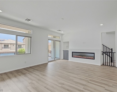 10027 Cooper Mountain Street - Photo Thumbnail 17