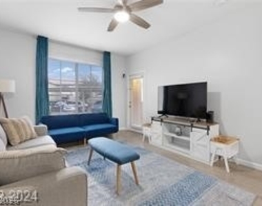 9000 Las Vegas Boulevard - Photo Thumbnail 1