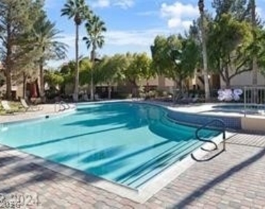 9000 Las Vegas Boulevard - Photo Thumbnail 12