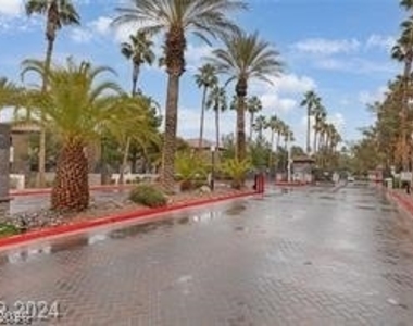 9000 Las Vegas Boulevard - Photo Thumbnail 14