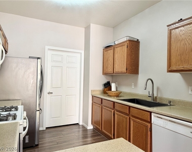 62 Blue Beak Way - Photo Thumbnail 10
