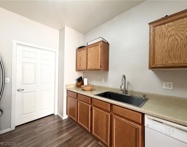 62 Blue Beak Way - Photo Thumbnail 7