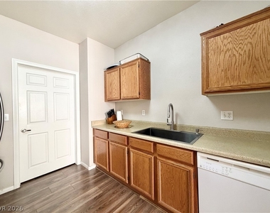 62 Blue Beak Way - Photo Thumbnail 6
