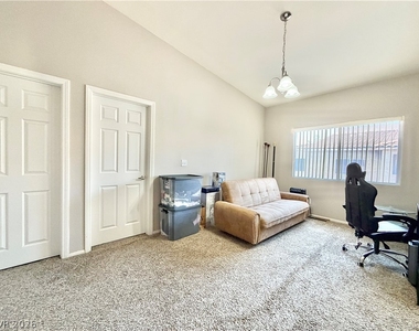 62 Blue Beak Way - Photo Thumbnail 35