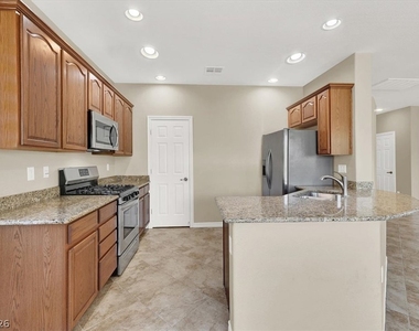 732 Rustic Desert Place - Photo Thumbnail 5