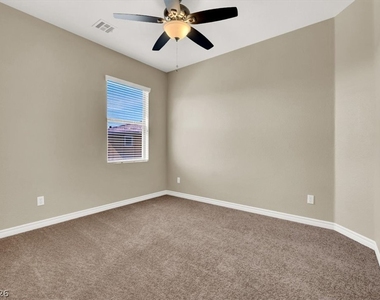 732 Rustic Desert Place - Photo Thumbnail 21