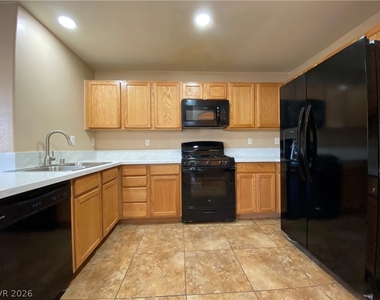 9212 Millikan Avenue - Photo Thumbnail 1