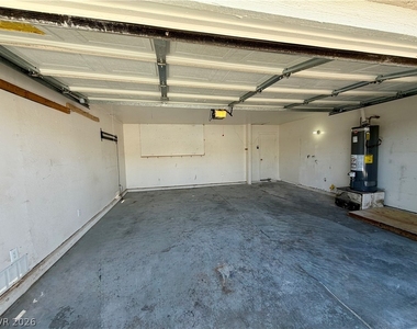 6361 Hummingbird Lane - Photo Thumbnail 15