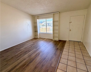 6361 Hummingbird Lane - Photo Thumbnail 4
