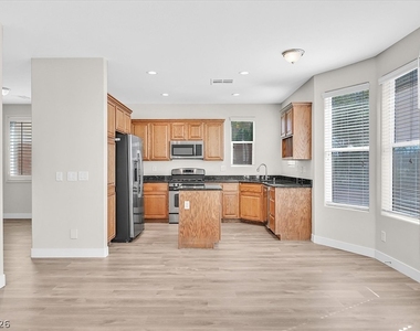 2447 Kaymin Ridge Road - Photo Thumbnail 7