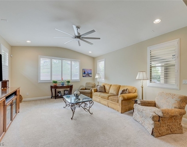 5880 Glory Heights Drive - Photo Thumbnail 7