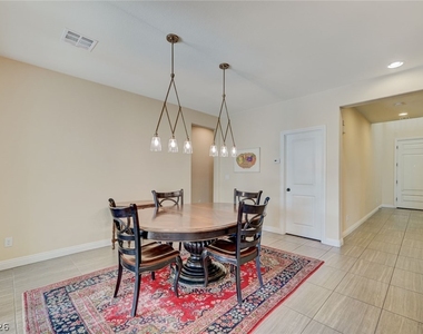 5880 Glory Heights Drive - Photo Thumbnail 8