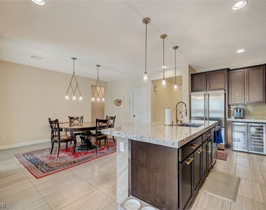 5880 Glory Heights Drive - Photo Thumbnail 3