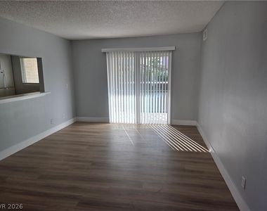 1405 Vegas Valley Drive - Photo Thumbnail 3