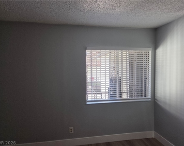 1405 Vegas Valley Drive - Photo Thumbnail 9