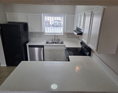 3505 Rio Robles Drive - Photo Thumbnail 10