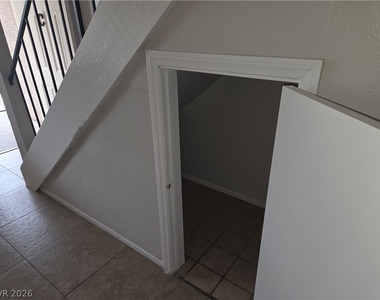 3505 Rio Robles Drive - Photo Thumbnail 23